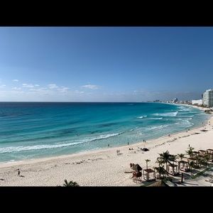 Meet your Posher, Adele